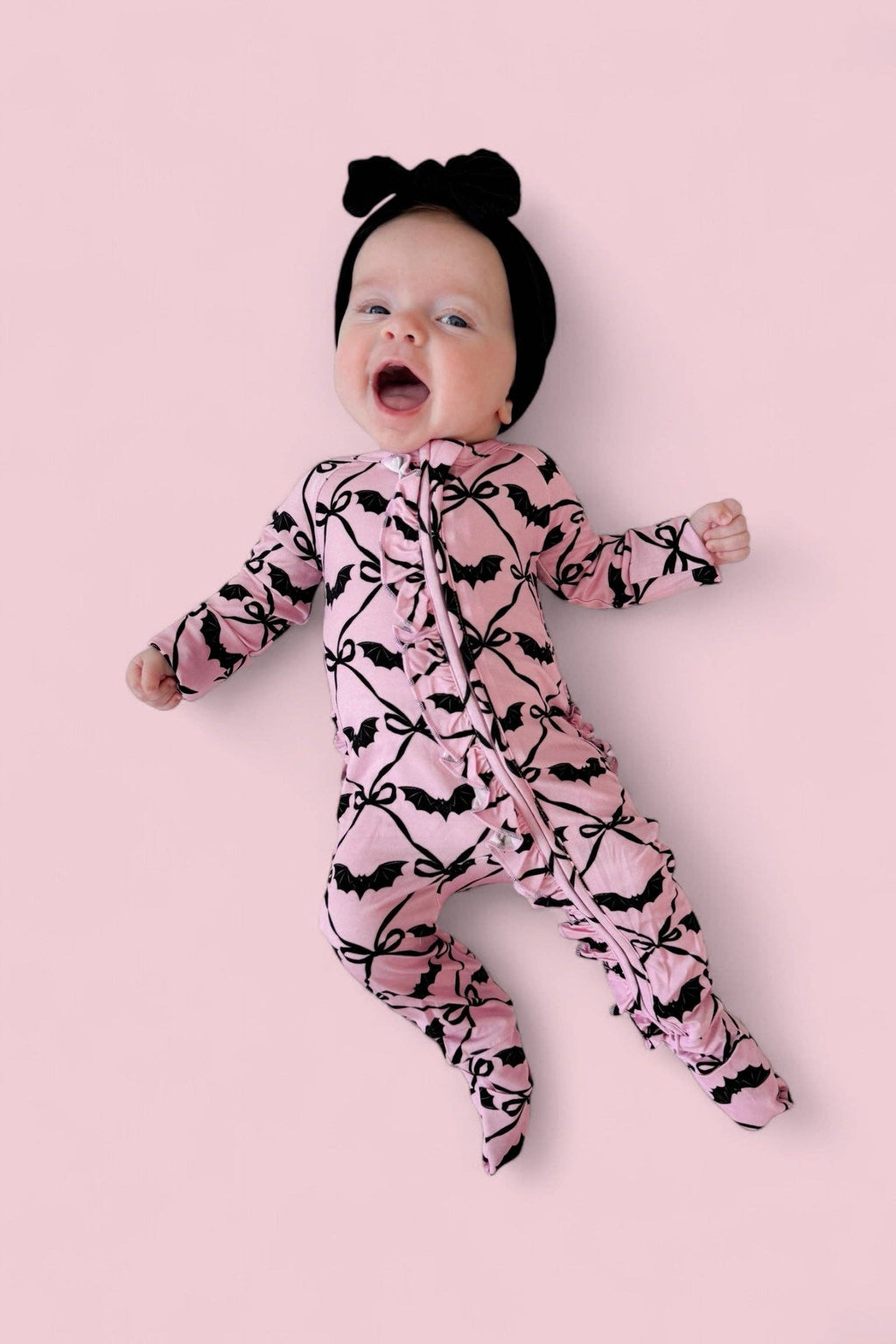 BATTY BOWS DREAM RUFFLE ROMPER