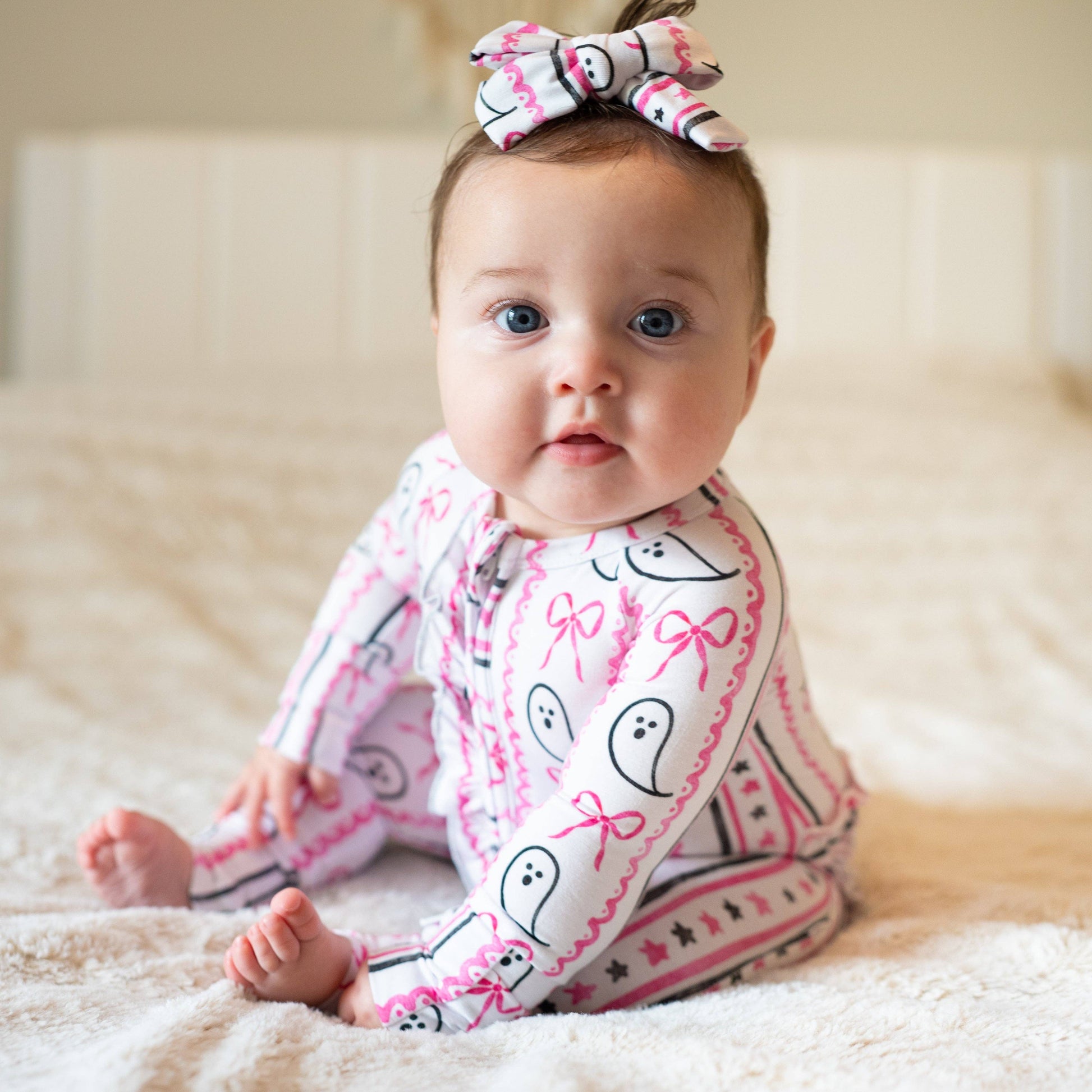 BOO AND BOWS DREAM RUFFLE ROMPER