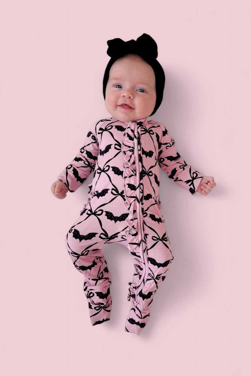 BATTY BOWS DREAM RUFFLE ROMPER