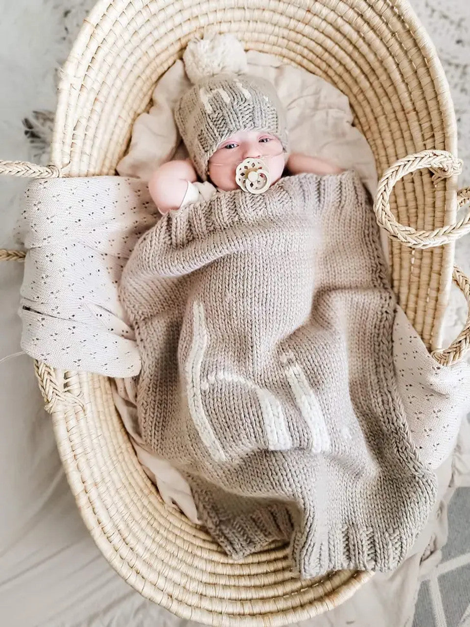 Hi. Hand Knit Baby Blanket